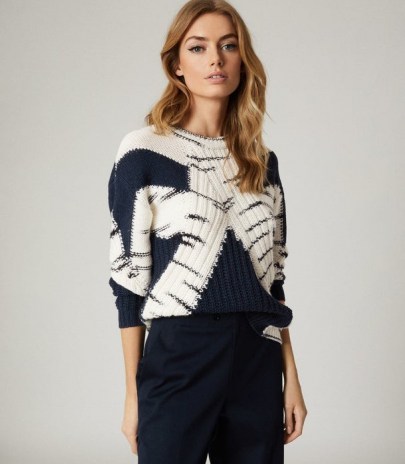 REISS TIFFANY COLOUR BLOCK KNITTED JUMPER NAVY / colourblock jumpers - flipped