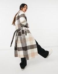 Vila longline wool coat with tie waist in check / checked coats