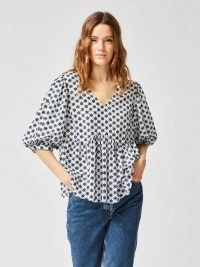 SELECTED FEMME PRINTED SHORT PUFF SLEEVE TOP | floral tops with volume