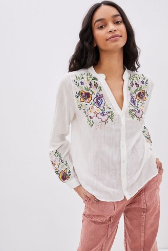 ANTHROPOLOGIE Joanne Embroidered Buttondown / floral summer shirts - flipped
