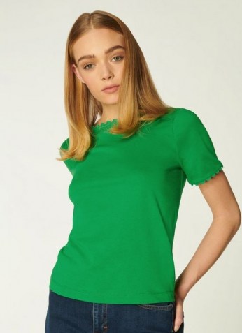 L.K. BENNETT DEE GREEN JERSEY RIC RAC TRIM T-SHIRT / scallop trim t-shirts
