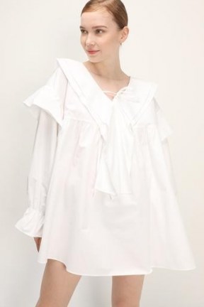 storets Sydney Babydoll Dress | voluminous white dresses | fashion with volume | ruffle front