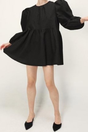 storets Catalina Puff Sleeve Dress | dresses with volume | voluminous fashion | balloon - flipped