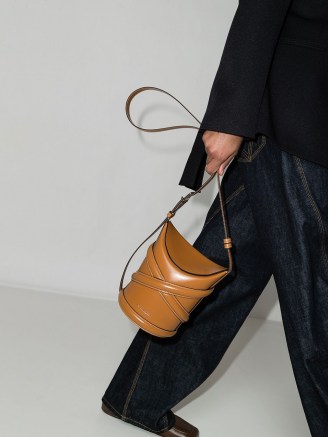 Alexander McQueen The Curve tan-leather bucket bag