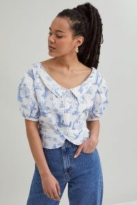 Meadows Mallow Scoop-Neck Top – romantic fitted waist tops