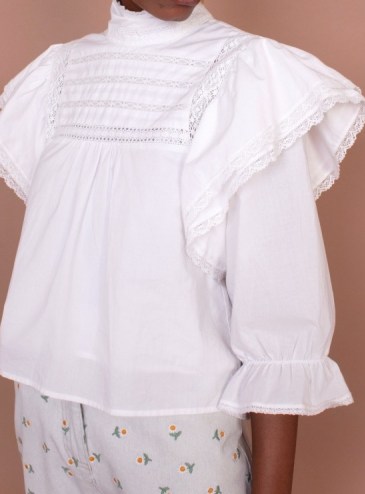 Meadows BELLFLOWER TOP WHITE ~ lace trim ruffled tops