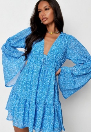 MISSGUIDED blue ditsy floral flare sleeve mini dress – floaty wide sleeve dresses - flipped