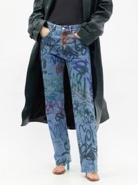 VETEMENTS Graffiti straight-leg jeans / contemporary denim