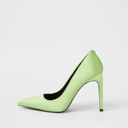 RIVER ISLAND Green high heeled court shoes / pointed stiletto couurts - flipped