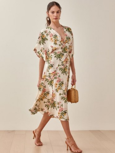 Reformation Karen Dress | floral kimono style dresses | spring and summer fashion for women | wide sleeve