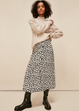 WHISTLES GIRAFFE SKIRT / A-line midi length animal print skirts