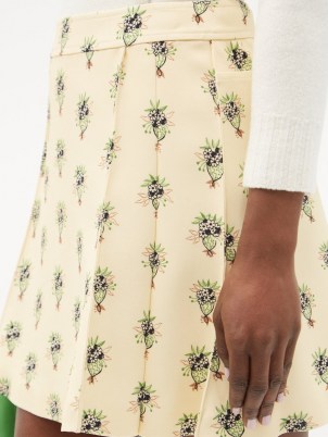 CHLOÉ Bouquet-print crepe mini skirt / floral skirts