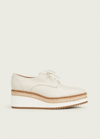 L.K. BENNETT PEMBRIDGE OFF-WHITE LEATHER PLATFORM LACE-UPS / oxford platforms / flatform shoes / stylish flatforms - flipped