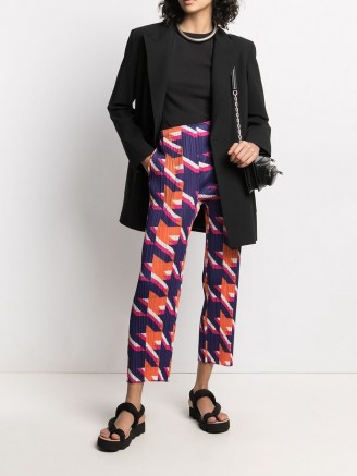 Pleats Please Issey Miyake pleated houndstooth trousers / cropped checked pants / contemporary checks - flipped