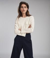 REISS TILLY KNITTED TWIN POCKET TOP CREAM / chic long sleeve crew neck tops
