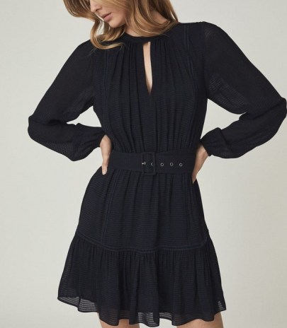 REISS VIENNA TEXTURED LONG SLEEVED MINI DRESS / navy blue gathered detail dresses with a tiered hem and front keyhole cut out - flipped