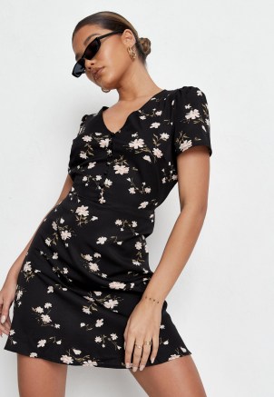 MISSGUIDED black floral print half button tea dress - flipped