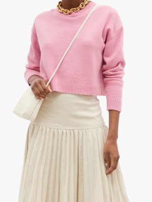 VALENTINO Pink boxy round-neck cashmere sweater | luxe crop hem sweaters - flipped