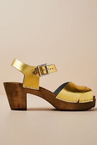 Kitty Clogs Dansare Metallic Heels Gold – retro summer shoes - flipped