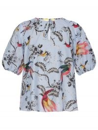 ERDEM Monaco parrot-print crepe de chine blouse. PARROTS ON BALLOON SLEEVE BLOUSES. WILD BIRDS ON FASHION