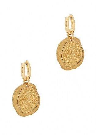 SANDRALEXANDRA Lemon Slice 18kt gold-plated hoop earrings / stylish fruit jewellery / lemons - flipped