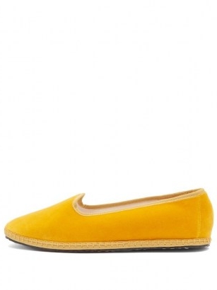 VIBI VENEZIA Whipstitched yellow-velvet furlane slippers | bright flats