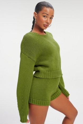 GOOD AMERICAN CHUNKY OVERSIZED SWEATER Pesto001 | green drop shoulder sweaters