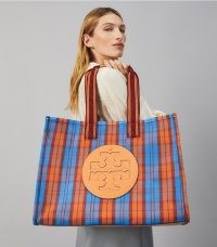 TORY BURCH ELLA MESH MARKET TOTE BAG / stylish large checked shopper bags / chic logo shoppers