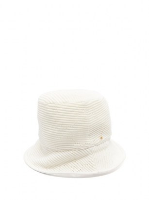 GUCCI GG-logo cotton-knit bucket hat | chic white knitted hats - flipped