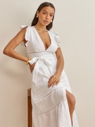 REFORMATION Lili Linen Dress in White / plunge front flutter sleeve summer dresses / women’s summer fashion - flipped