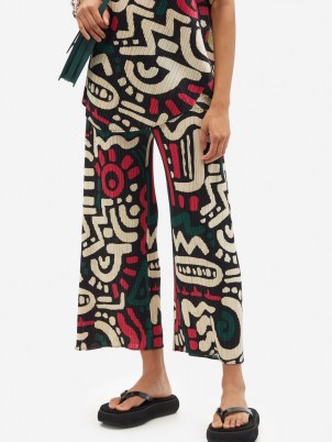 PLEATS PLEASE ISSEY MIYAKE Graphic-print technical-pleated wide-leg trousers – womens bold print crop leg jersey pants