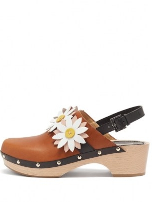 FABRIZIO VITI Carly floral-appliqué leather slingback clogs | womens tan retro clog mules | women’s cute vintage style footwear