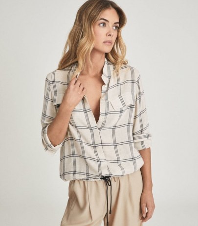 REISS TYLER RELAXED FIT CHECKED SHIRT GREY/WHITE / women’s check print shirts / overshirts