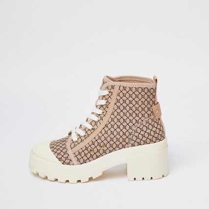 RIVER ISLAND Beige RI monogram canvas lace up ankle boot / womens chunky block heel logo print boots