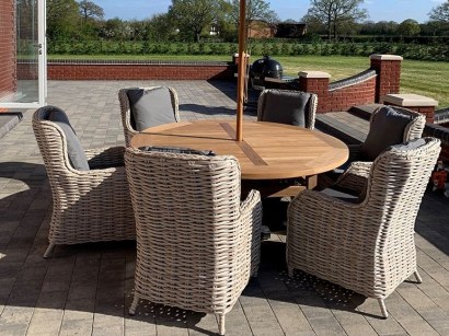 The Garden Furniture Centre Fiji 6 Chair Chunky Dining Set ~ contemporary woven garden table and chairs ~ synthetic rattan outdoor furniture sets ~ seating ~ round dining tables