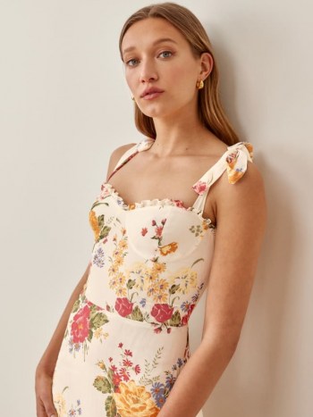 REFORMATION Nikita Dress in Bouquet / fitted bodice tie shoulder strap dresses / tiered hem / floral prints