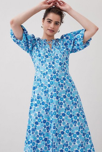 Resume Fiona Midi Dress Light Blue / vintage style floral prints / puff sleeve organic cotton dresses - flipped