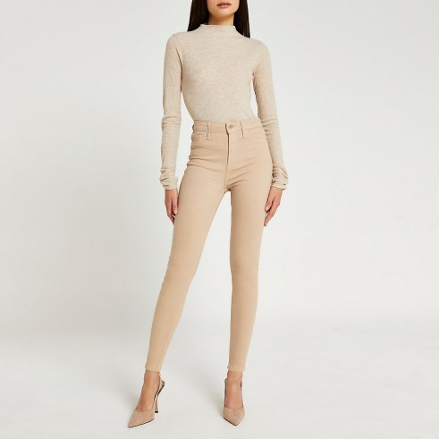 River Island Beige high waisted skinny jeans | women’s neutral skinnies | womens responsibly sourced cotton denim fashion