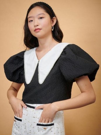 sister jane DREAM Valley Sorrel Tie Back Top in Black and White – cropped puff sleeve oversized collar tops – large collars