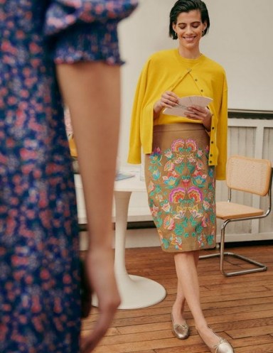 Boden Caitlin Embroidered Skirt Camel / light brown floral cotton skirts