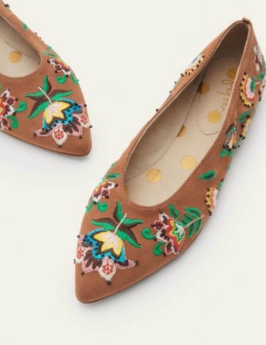 Boden Catriona Ballerinas Tan Embroidered / light brown beaded ballerina pumps / floral pointed toe ballet flats / womens embellished flat shoes - flipped