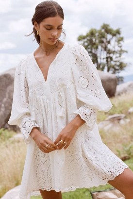 SPELL DYLAN SMOCK DRESS White – romantic flowing lace style boho dresses – feminine bohemian fashion – gorgeous organic cotton clothing