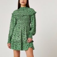 RIVER ISLAND Green floral print mini dress ~ vintage style ruffle trim shirred detail dresses
