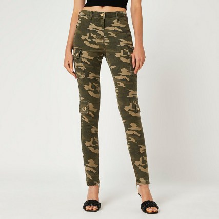 RIVER ISLAND Khaki camo print trousers ~ womens green camouflage skinny pants ~ women’s pocket detail skinnies - flipped