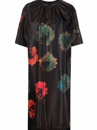 Marni floral-print shift dress / black floral dip hem round neck dresses women’s relaxed fit designer fashion