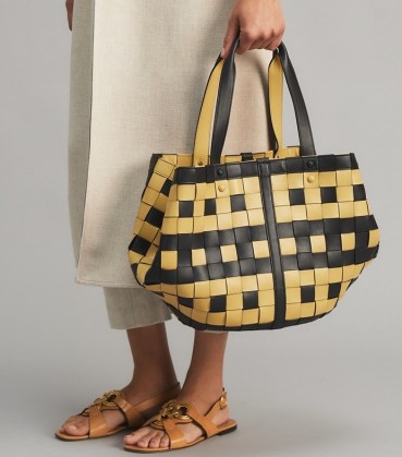TORY BURCH SÈTE LAWN CHAIR WOVEN TOTE in Beeswax – boho bags – large bohemian carryall - flipped