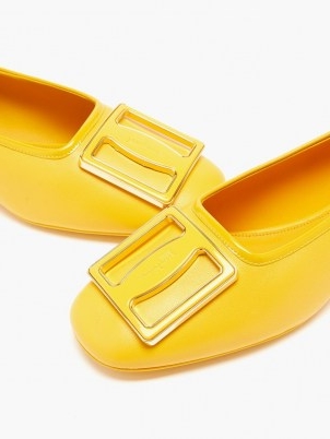 SALVATORE FERRAGAMO Buckle-plaque yellow leather ballet flats / round toe ballerinas / designer flat ballerina shoes