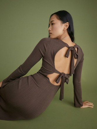Reformation Benedict Dress in Chestnut | chic brown rib knit open back dresses - flipped