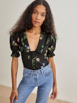 REFORMATION Hara Top in Night Bloom / puff sleeve floral tops / vintage style blouses - flipped