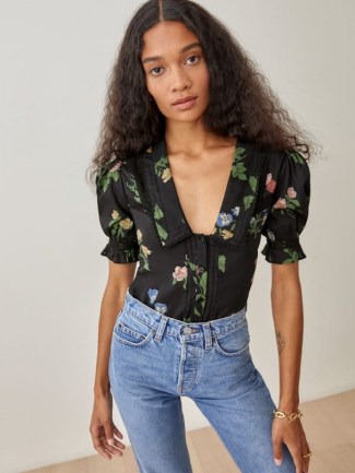 REFORMATION Hara Top in Night Bloom / puff sleeve floral tops / vintage style blouses
